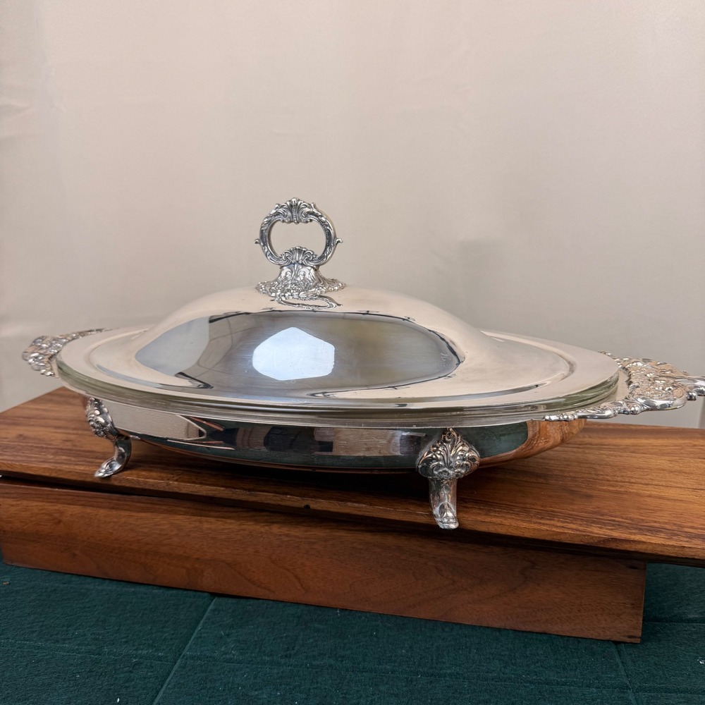 Wallace Silver Baroque Pattern Oval Chafing Dish Buffet Server with Glass Insert